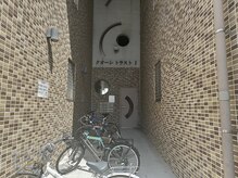 ルーラ(rula)/駐車場からサロンまでの道のり