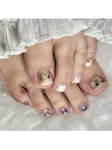 リッシュ トロワ(RICHE trois)/きらきらアシメフットネイル