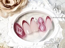 リュミエール(Lumiere)/ダマスク柄ネイル