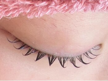 エフイーサンニーイチ(Fe-321)の写真/【まつげパーマ4000円～】根元からしっかり立ち上げ♪パッチリ印象的な目元に☆まぶたのリフトアップも◎