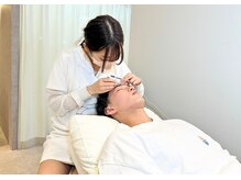 メンズ眉毛サロン オーメンズ 名古屋店[眉毛パーマ/メンズアイブロウ/まゆげ]の雰囲気（【眉毛/まゆげ/眉毛サロン/名古屋/メンズ眉毛/アイブロウ】）