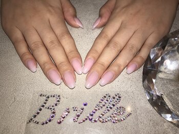 エスフィーネイルサロン ブリーユ(Esfy nailsalon Brille)/