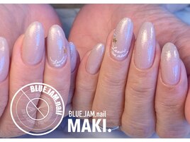 上品なワンポイントネイル☆