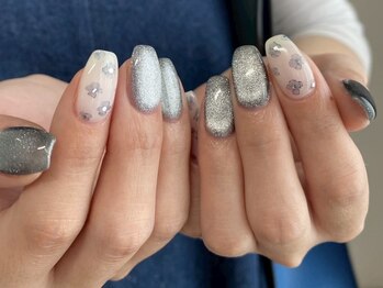 シーズネイル 渋谷店(She's nail)の写真/【写真:初回オフ込¥6980】誰もが見惚れる指先に...*好感度upの上品デザインが人気!Instagramもcheck*