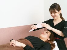 ビューティーアイラッシュ ジョイナステラス二俣川店/鏡で仕上がりをチェック！