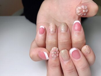 ピンクフラワーネイル