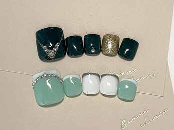 ココネイル(CoCo Nail)/ティファニーFOOT×大人ビジュー