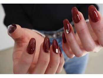 ヌクレオ(n‘ucleo)/マグネットネイル