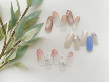 ヴィエント ネイル アイラッシュ サロン(Viento Nail Eyelash Salon)の写真/大人女性の心華やぐ春夏秋冬のトレンドアートが多数!丁寧な施術、モチの良さ好評◎貴女だけの特別な指先を!