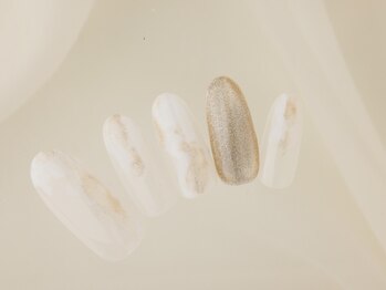 エムスラッシュ センター南(M.SLASH)/ニュアンスネイル