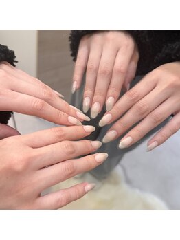 ホワイトネイル 甲府昭和店(WHITE NAIL)/マググラデ