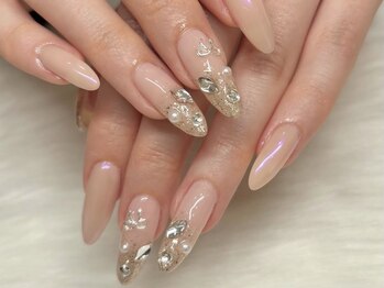 アイラッシュサロン リリアン(Lilian)の写真/理想的で美しい長さ出しを短時間で実現★爪への負担も少なく、反り爪や歪み、小さい爪の方もおまかせ！