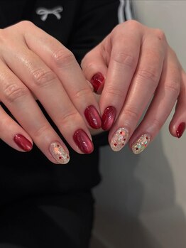 アイナ(Aina)/ラメ・マグネットネイルデザイン