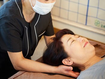 カイロサロン アイリスの写真/頭も首肩も重い方へ。整体×ヘッドスパで全身すっきり軽やかに