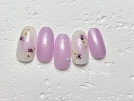 チーク×押し花ネイル