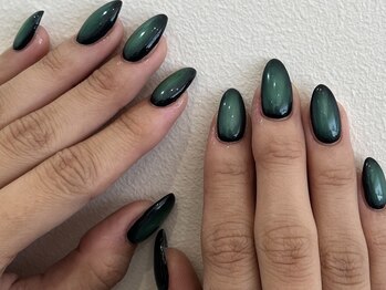 プラス サード(Plus 3rd)/お持ち込みネイル by tomoe.i