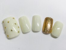 スリール(Sriel)/フット定額7980円