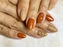 ジェムネイル(Jem Nail)/ベージュネイル