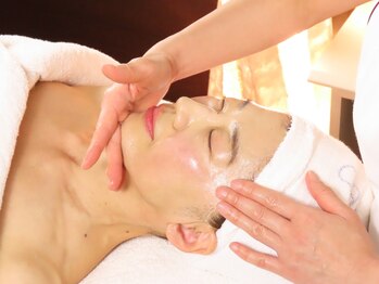 メナードフェイシャルサロン 厚別東店/すっきり小顔♪リフトアップ◎