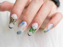 ★手書き蝶々ネイル★