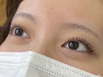 ジュブリエ(Jebrille)の写真/【口コミもチェック★】プロの技術でお客様1人1人の理想の目元を叶えます♪丁寧な施術でモチの良さ◎