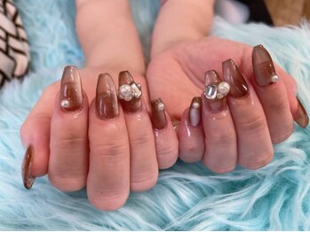 コンフォート(Comfort)の写真/【こだわり派必見◎】豊富なカラー・トレンドパーツで自分好みのネイルが実現可能☆思わず見惚れる指先へ♪