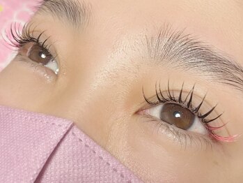 綿帽子 東刈谷駅前店の写真/【東刈谷】フラットラッシュだけでなく《カラーエクステ》もご用意★選べるエクステで理想のお目元を♪