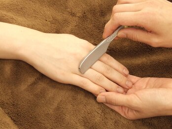 銀座マツナガ 新宿西口野村ビル(GINZA MATSUNAGA)/肘~指先シェービング