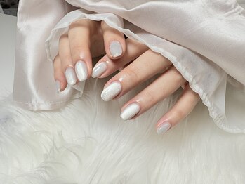 ワイワイディーエス(YYDS)/