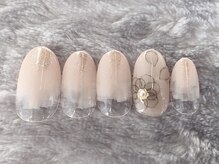 アミュレット(AMULET)/10月定額　4950円(税込)