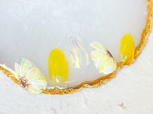 ルアナ(Luana.)/ひまわりネイル