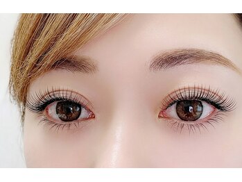 アイラッシュ ラボ ヒトミ(Eyelash Lab Hitomi)/レイヤードWロック