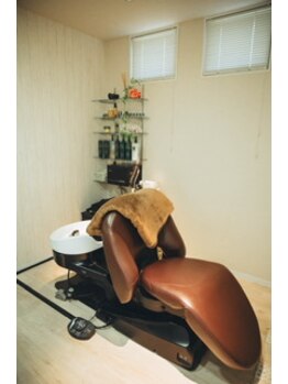 スウィング ア リトル(Swing A Little)/ヘッドスパ個室