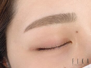 まつ毛エクステアンドネイル フィーカ 新松戸(FIKA)/平行眉