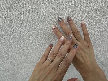 ネイルサロン エーナイン 札幌月寒店/季節デザイン