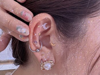 ヴィーヴル(vivre.)/耳つぼジュエリー