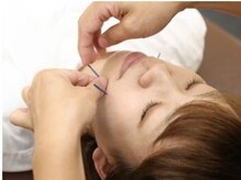 ズットラック鍼灸整骨院(ZUTTO LUCK鍼灸整骨院)