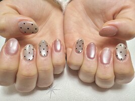 大人可愛いにドットもおすすめ♪