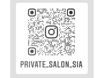 シア(sia)/公式Instagram