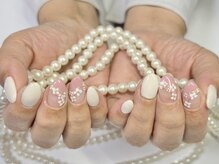 アンドシュシュネイル(&CHOU CHOU nail)/持ち込みアート4本