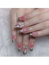 ルミ(Lumi)/自爪アートやり＋パーツつけ放題