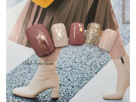 大人可愛アクセサリーfootネイル