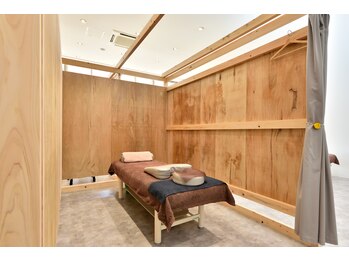 オーガニック鍼灸整骨院 西条院(ORGANIC鍼灸整骨院)/個室