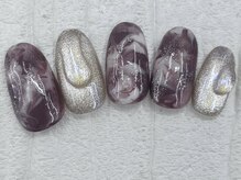 ハニービービー(Honey Bee Bee)/マグネットニュアンスネイル