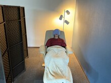 ほぐし屋 うたたねの雰囲気（リクライニングチェアで癒しの足つぼ）