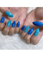 リンネ(Linne)/水滴ネイル