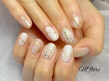 エムフローレ(M flore)/白ニュアンスネイル