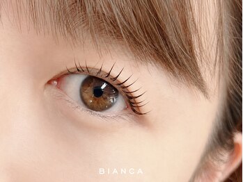 ビアンカ アイラッシュサロン 大宮店(Bianca)の写真/人気No.1！【まつげパーマ(上)￥4000/(上下)￥5000】【フラットラッシュ120本￥6100~】で自然なお目元に★