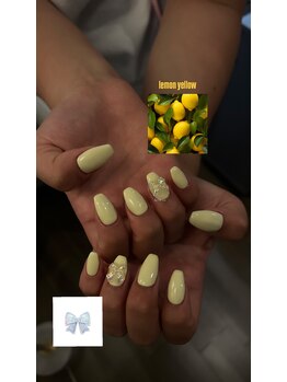 レモンイエロー