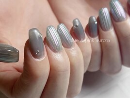 うるうるブルーバカラネイル